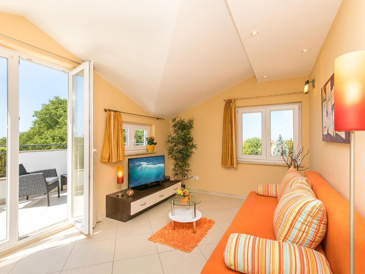 Apartment Labinjan Porec Esterno foto