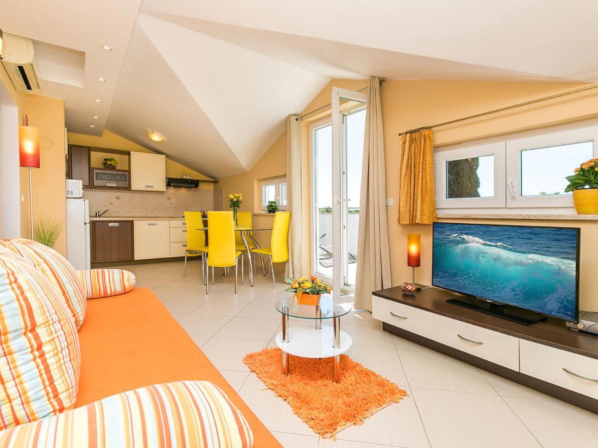 Apartment Labinjan Porec Esterno foto