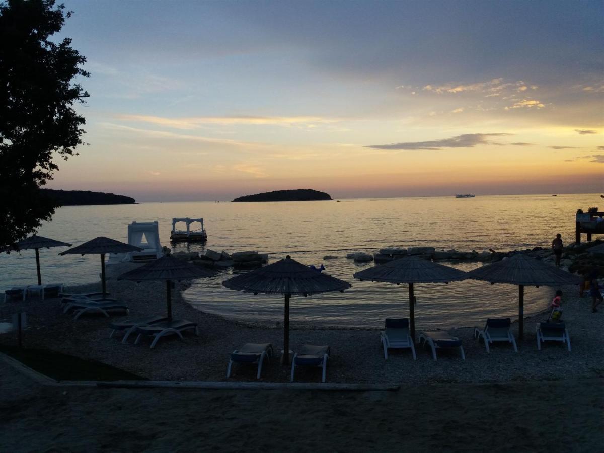 Apartment Labinjan Porec Esterno foto